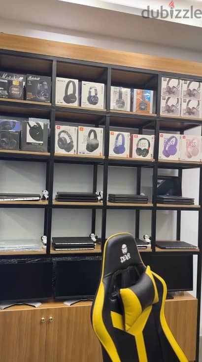 Shop for Sale Near Lulu Manama – 200 sq. m, Fully Set Up – BHD 3,500 3