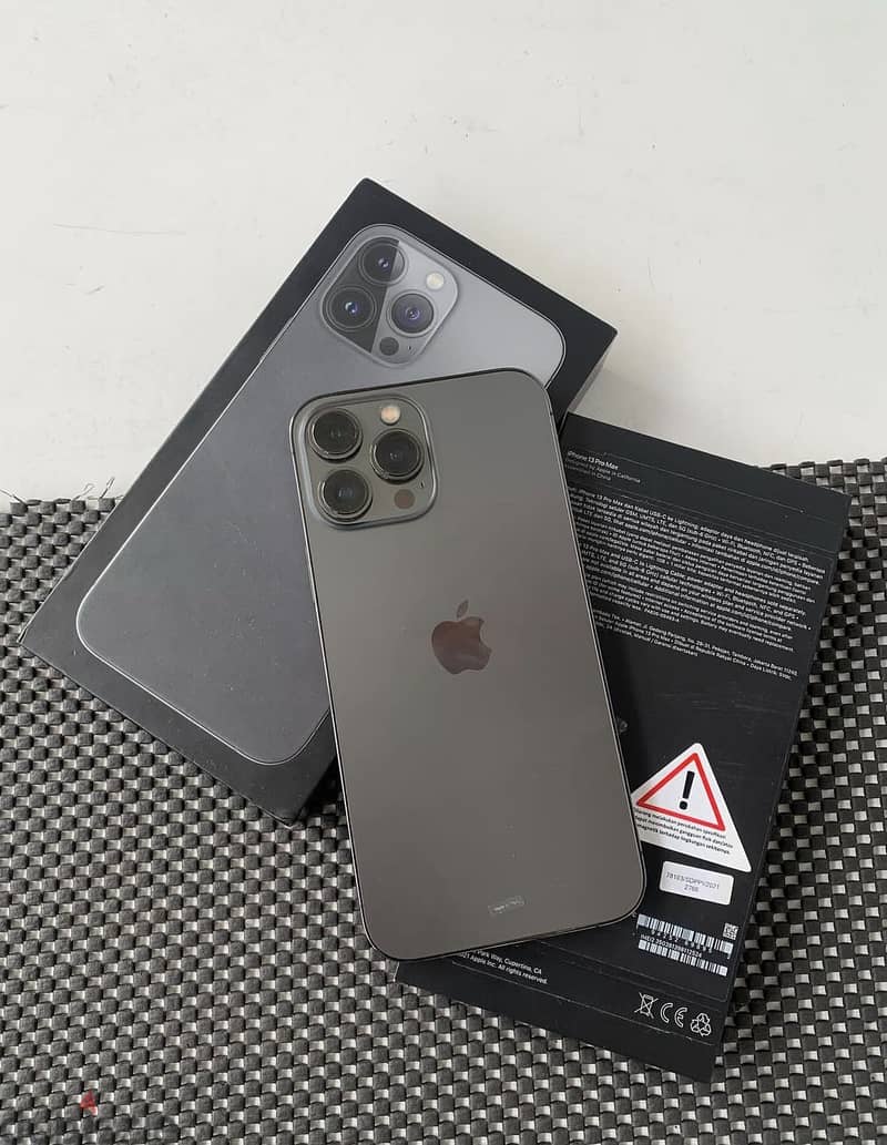 Apple - iPhone 13 Pro Max 1