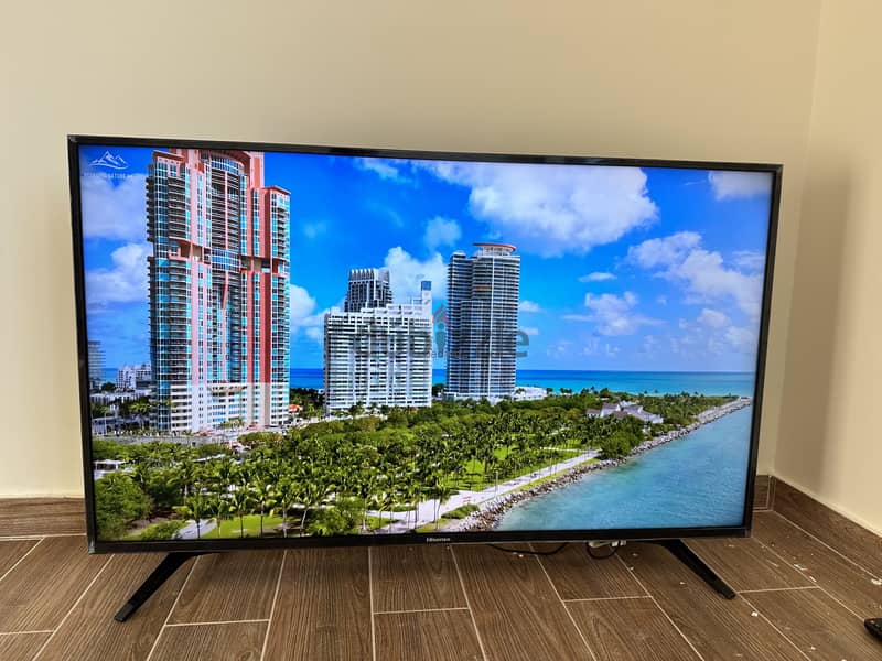 65" inch Hisense smart tv 4k UHD with remote and stand 1