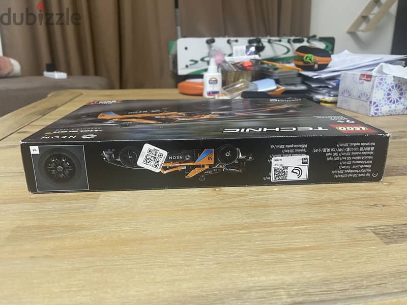 Brand new LEGO Technic NEOM McLaren and Formula E Race Car (42169) 4