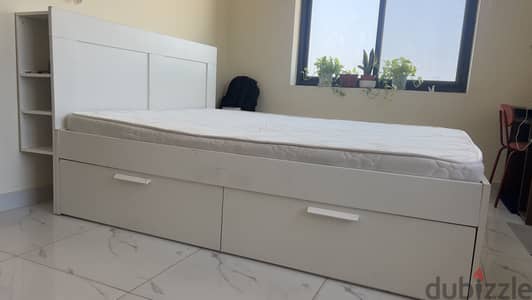 Queen size Built-in under-bed storage drawers of 4nos