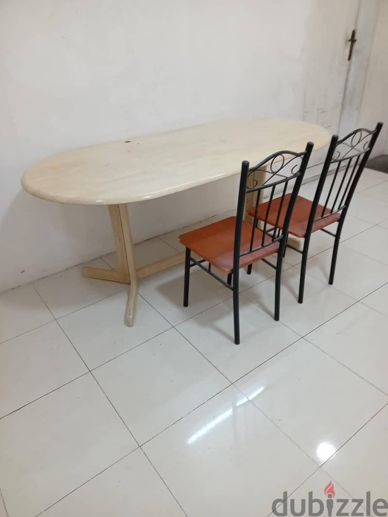 2 types of dining table with chairs 1