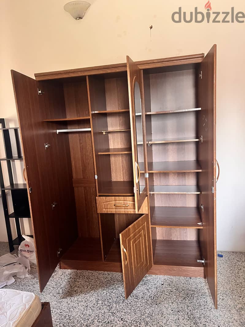 3 DOOR CUPBOARD FOR SALE 1