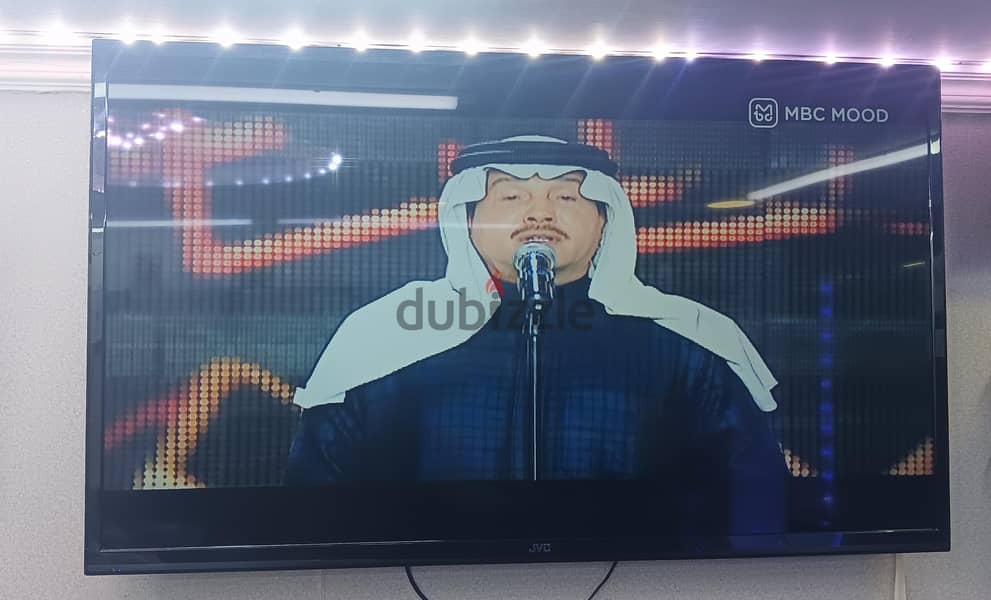 JVC 65 inch led TV for sale 1