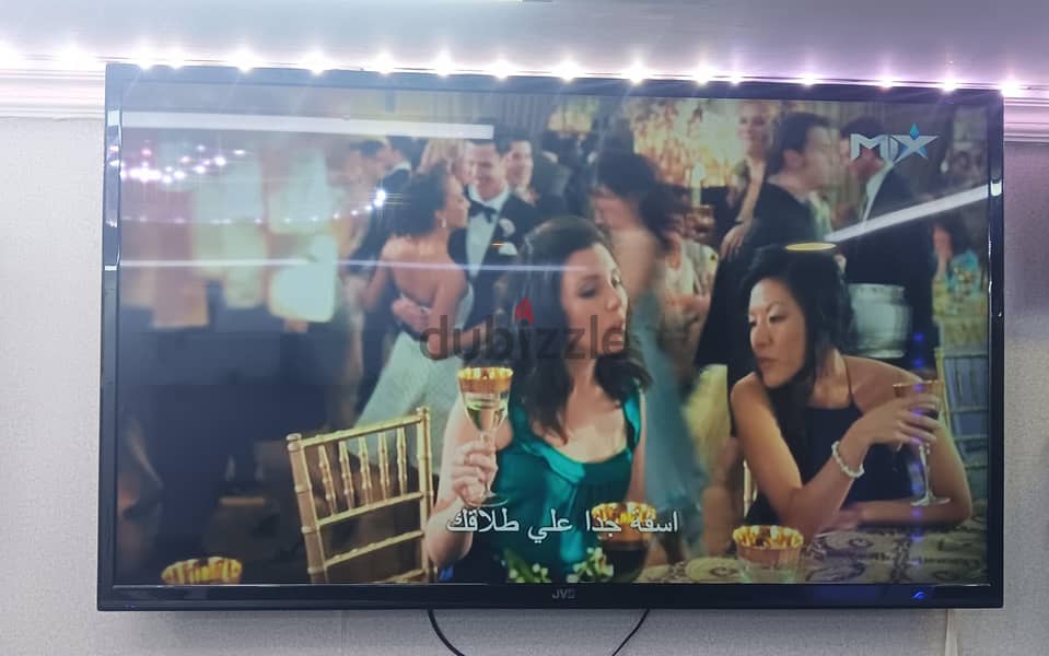 JVC 65 inch led TV for sale 2