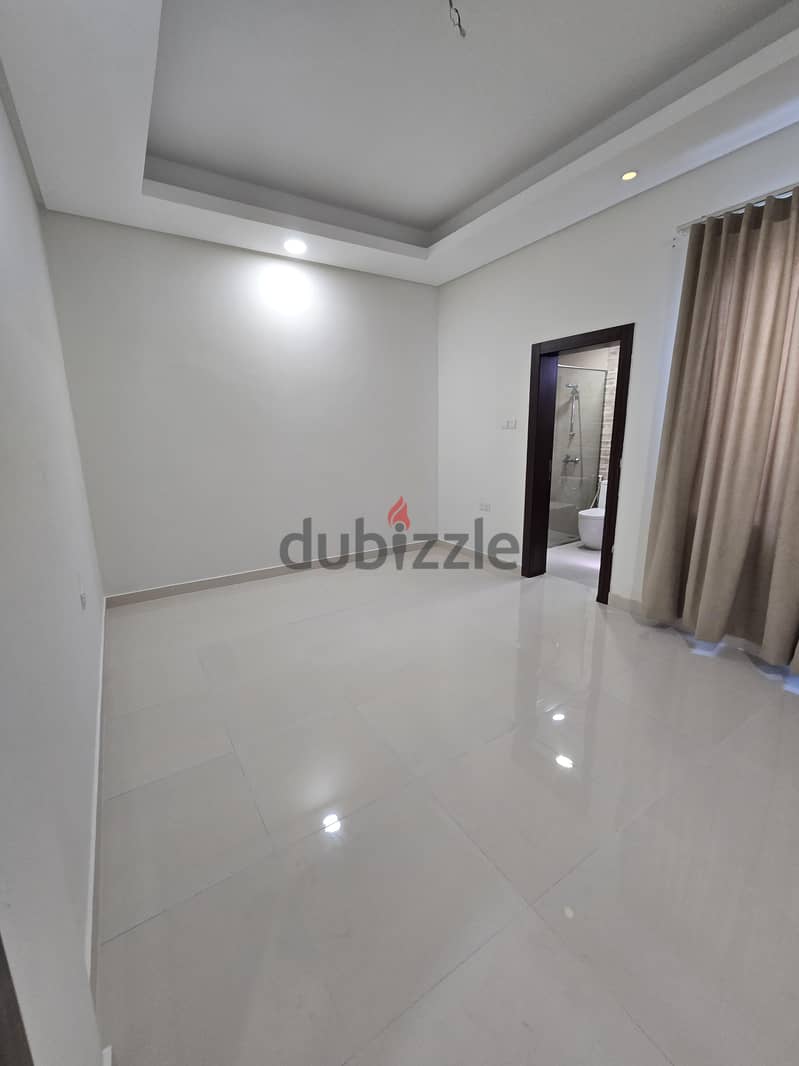 فيلا شامل للايجار في الحد villa for rent in Hidd with EWA 3