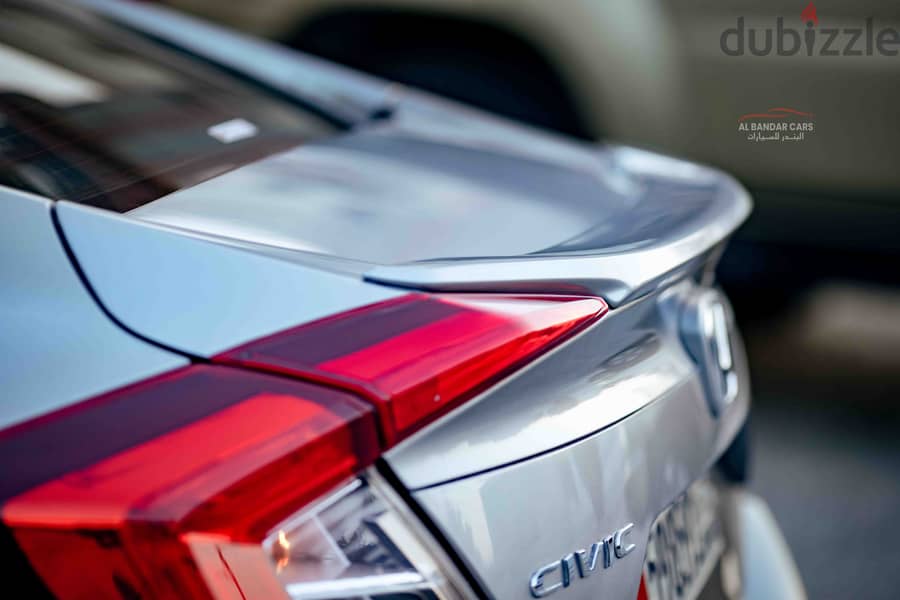 Honda Civic 2018 Silver | Low Mileage | Sporty Sedan | Bahrain Spec | 13
