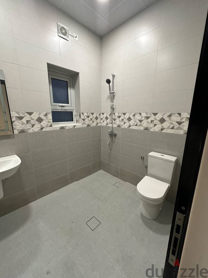 Spacious Flat For Rent In Salmaniya – Prime Location 4