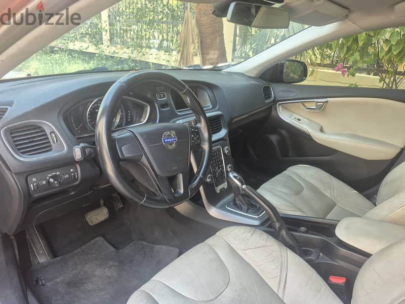 Volvo V40 2015 T5 2