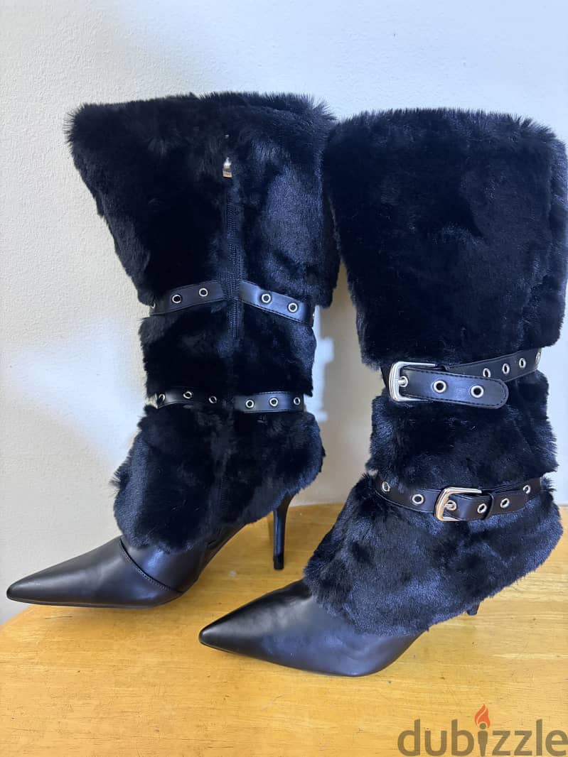 Knee high Black fur boots - Voga closet 4