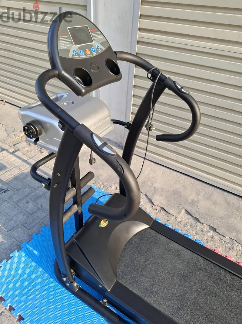 foldable Treadmill Still Good Condition 6