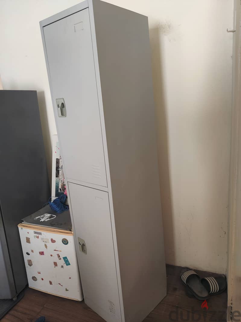 Metal Wardrobe good condition 4