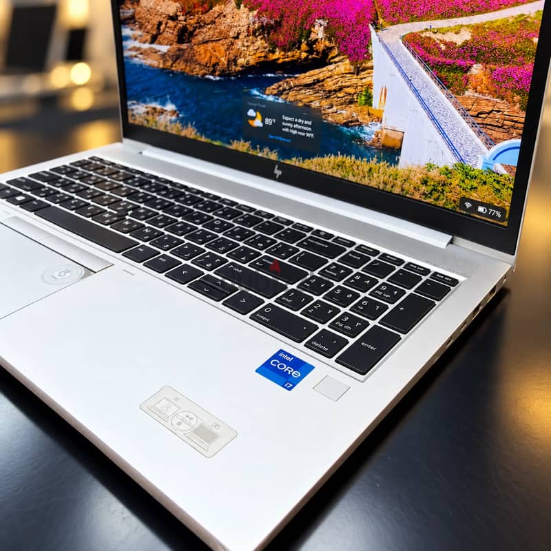 HP EliteBook 850 G8 | 11th Generation Intel® Core™ i7-1165G7 1
