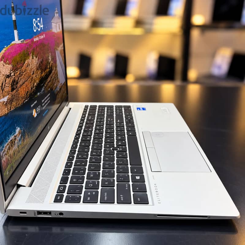 HP EliteBook 850 G8 | 11th Generation Intel® Core™ i7-1165G7 2