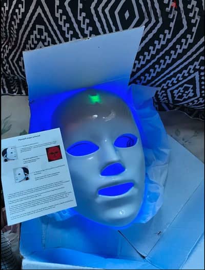 Brand new 7 color led face and neck mask