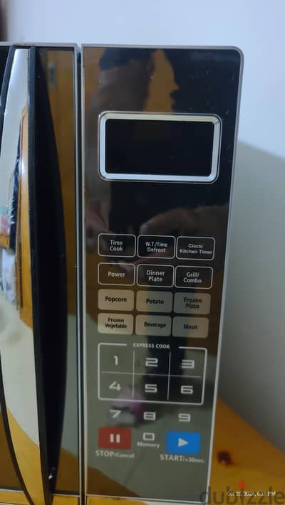 Midea Microwave 25L (Good)
