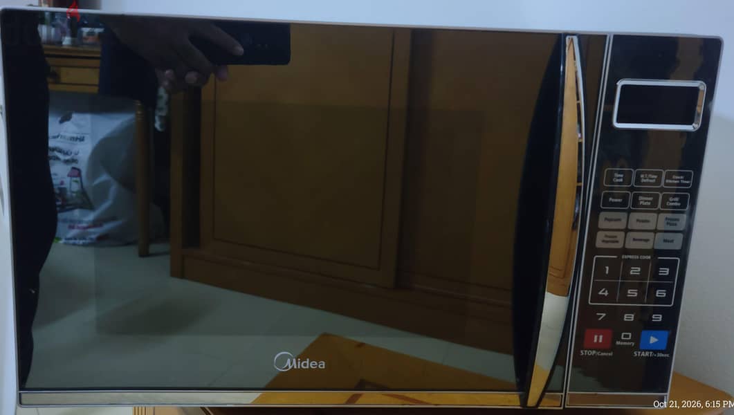 Midea Microwave 25L (Good) 1