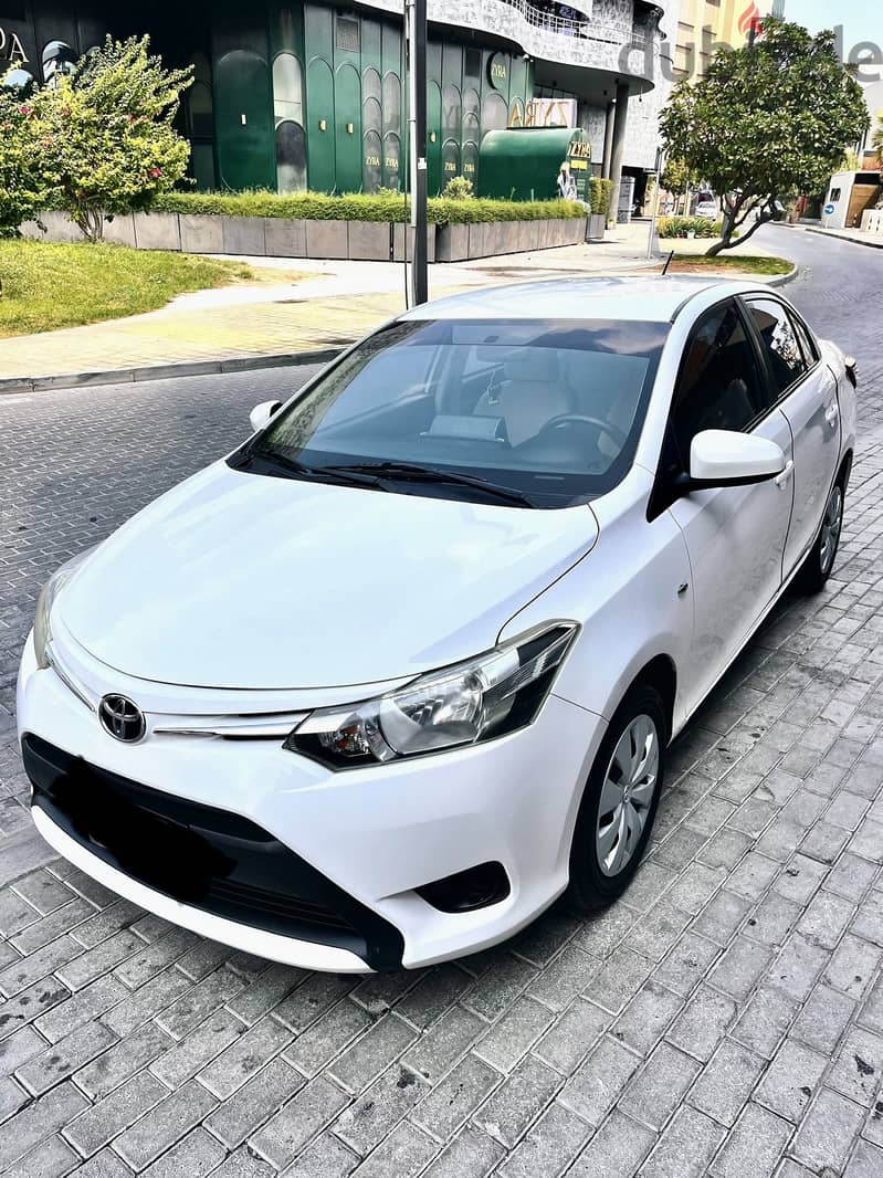 Toyota Yaris 2017 1