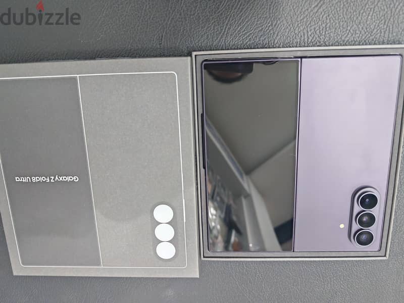 Samsung Z Fold 8 Ultra 1