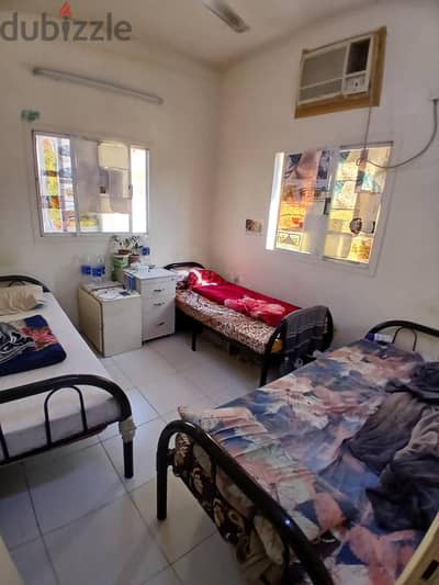 Bed space available in Rasuruman near Almoyyed parking