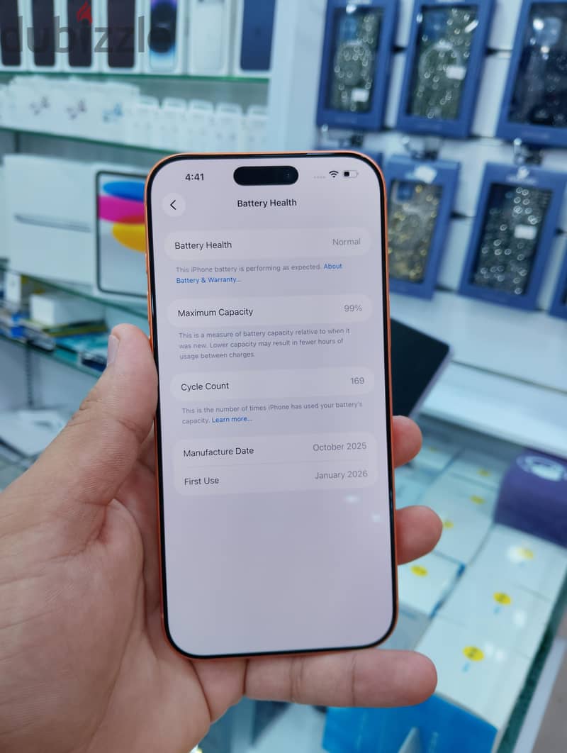 Apple - iPhone 17 Pro Max 4