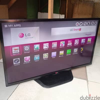 LG 42LN5700 LED TV 42 inches Excellent condition