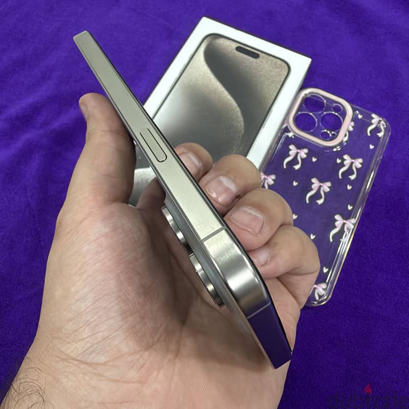 آبل - آيفون 15 برو ماكس 5