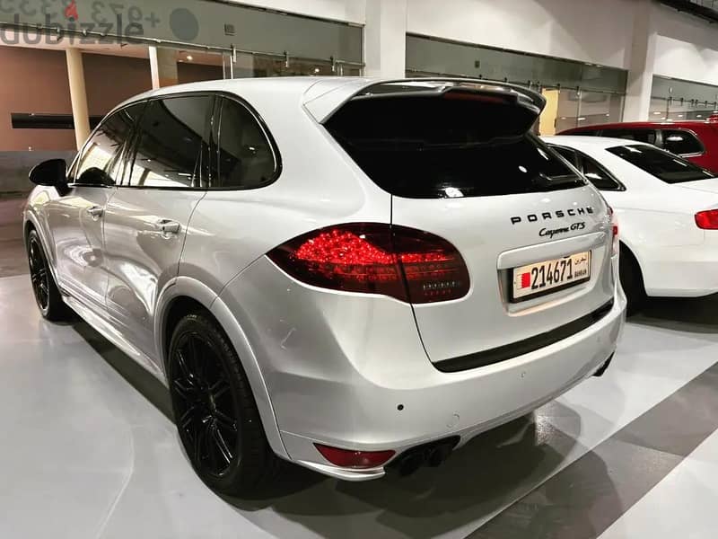 Porsche Cayenne GTS 2013 Cabon Fiber Package 2