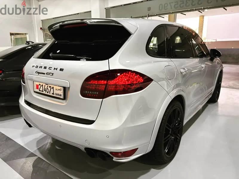 Porsche Cayenne GTS 2013 Cabon Fiber Package 3