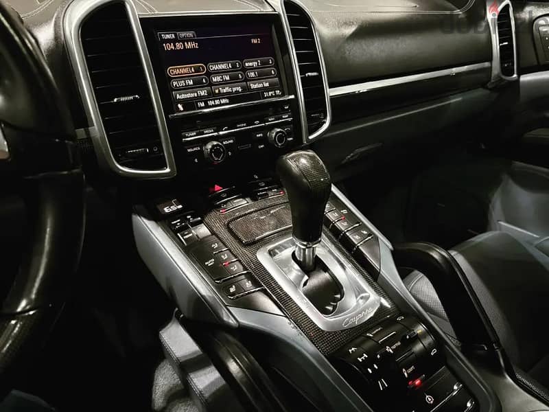 Porsche Cayenne GTS 2013 Cabon Fiber Package 7