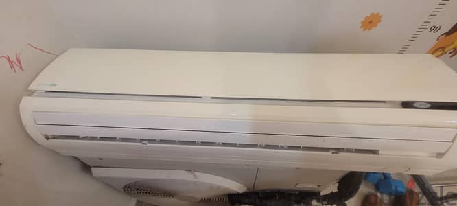Carrier split air conditioner 2 - to.