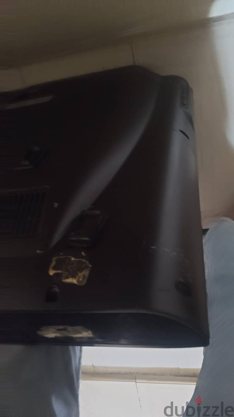 Good condition 45 inch LCD 2