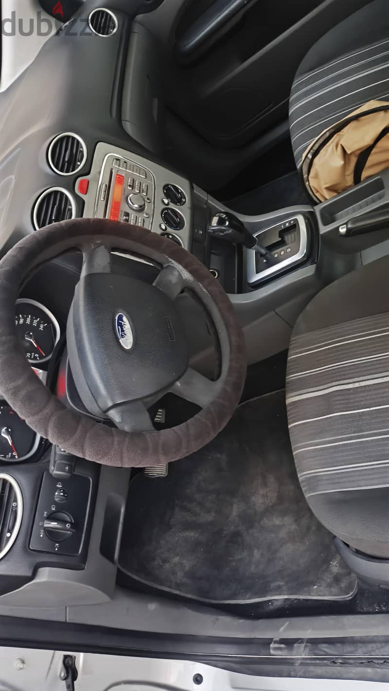 ford focus 2008 3