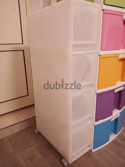 Plastic organizer unit with 4 drawers /وحدة تنظيم بلاستيكية بـ 4 أدراج