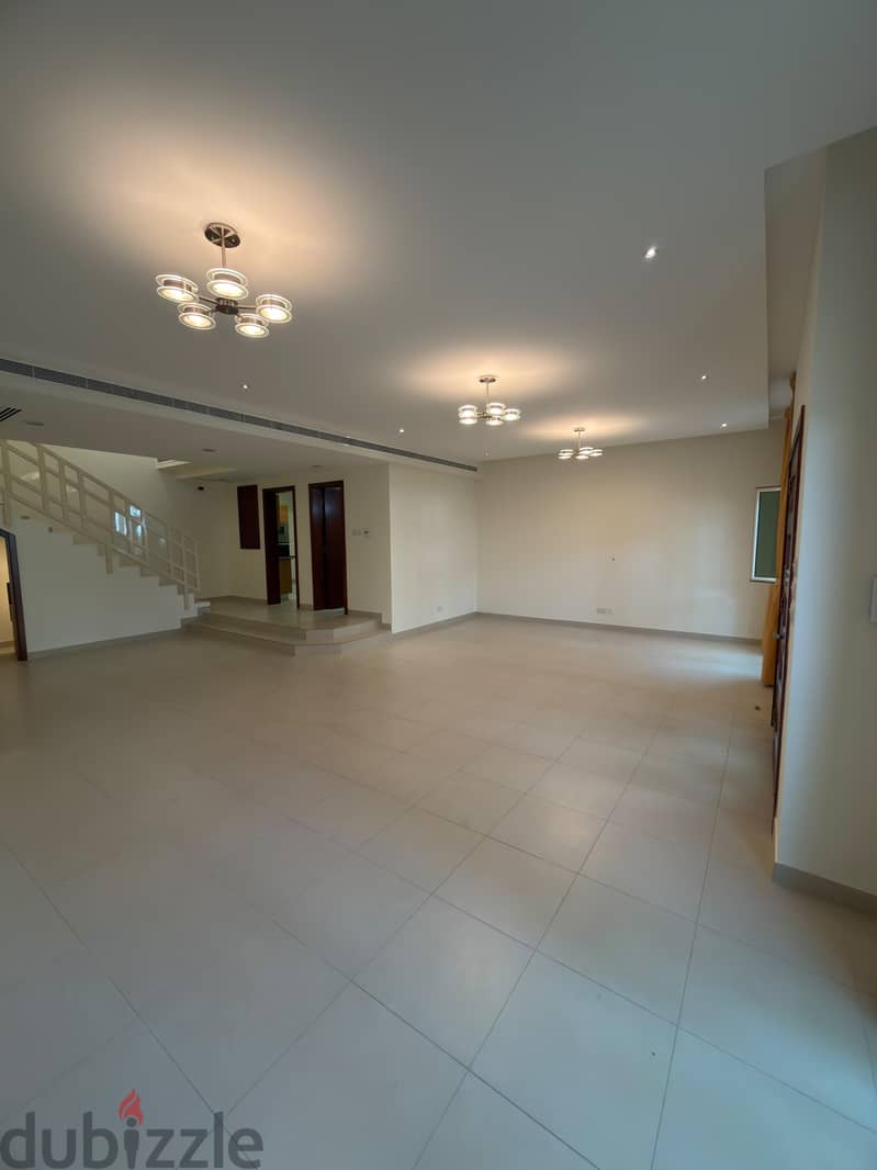 للايجارفيلا نظيفة في الرفاع الشمالي موقع ممتاز rent villa in Riffa 3