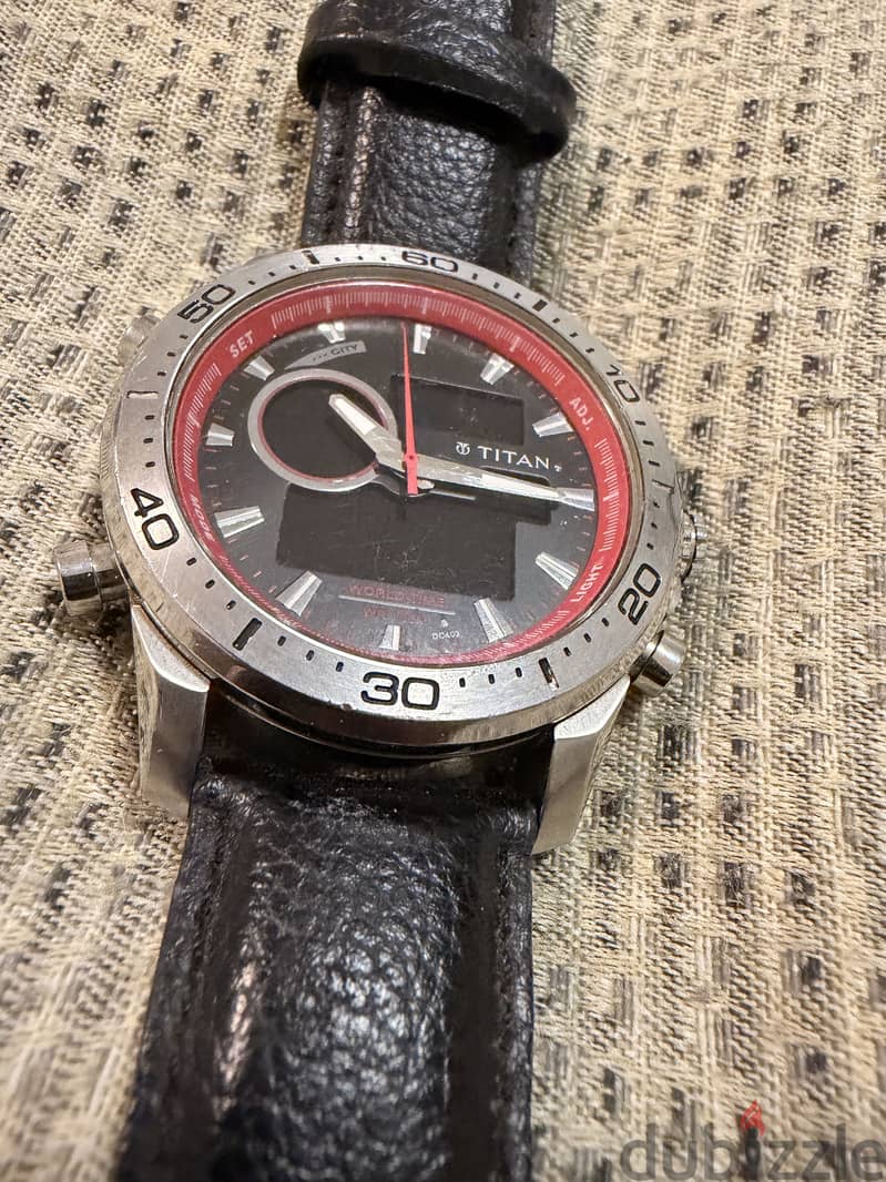 Titan Watch 2