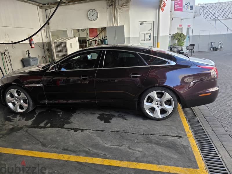 Jaguar XJ12 2012 2