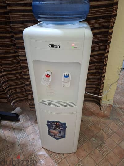 Cold&Hot water dispenser working 12bd