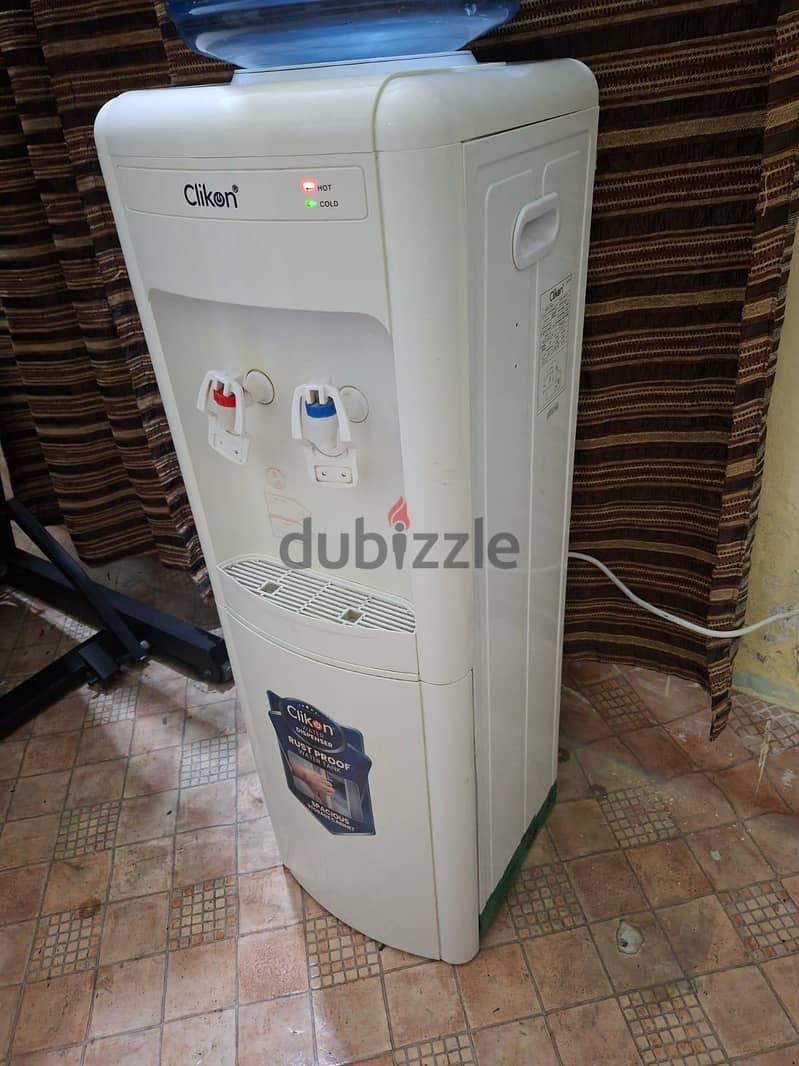 Cold&Hot water dispenser working 12bd 1