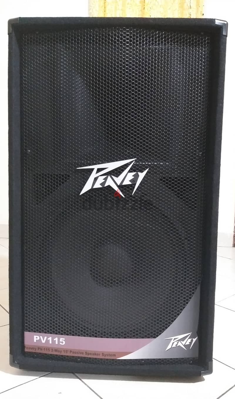 PEAVEY PV115 Passive Full Range Speaker ( 800 Watts ) 1