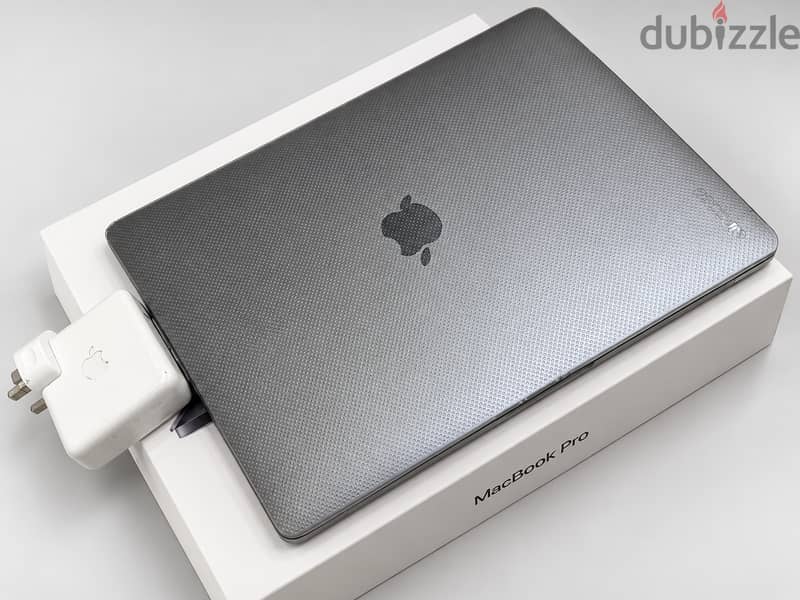 MacBook Pro, i5, 15GB RAM, 512GB 1