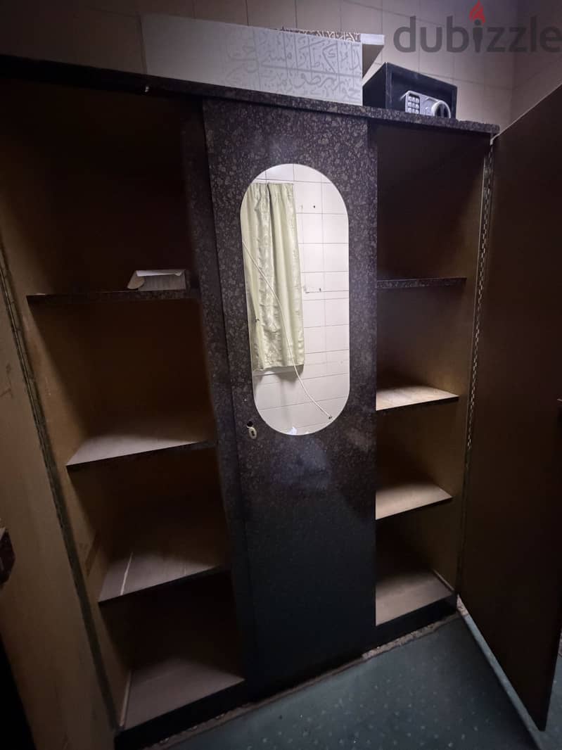 Cupboard 28 BHD 2