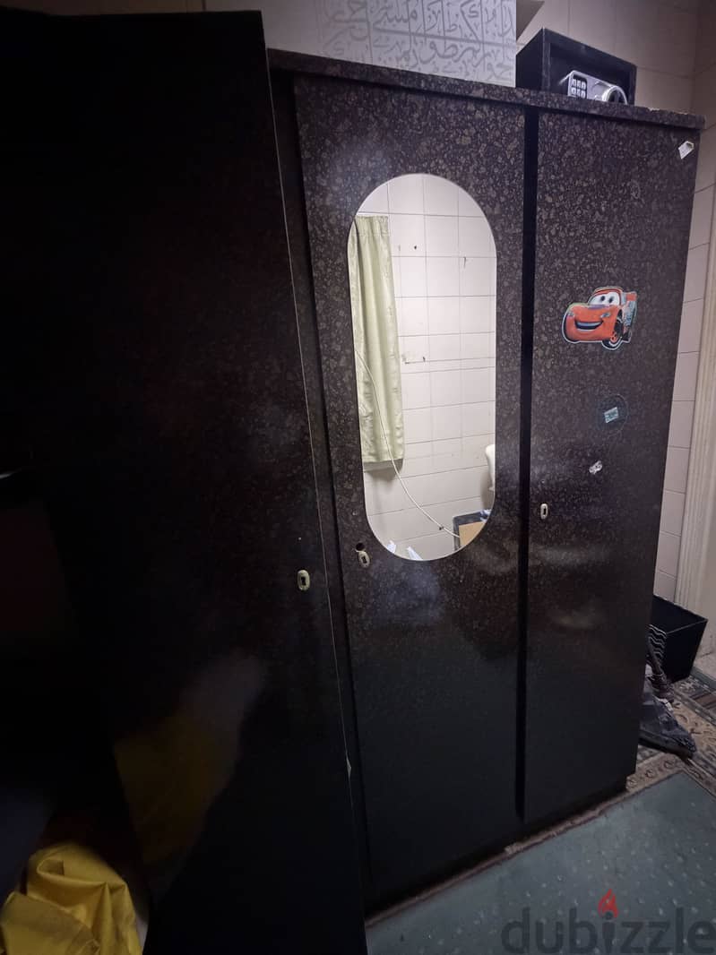 Cupboard 28 BHD 4
