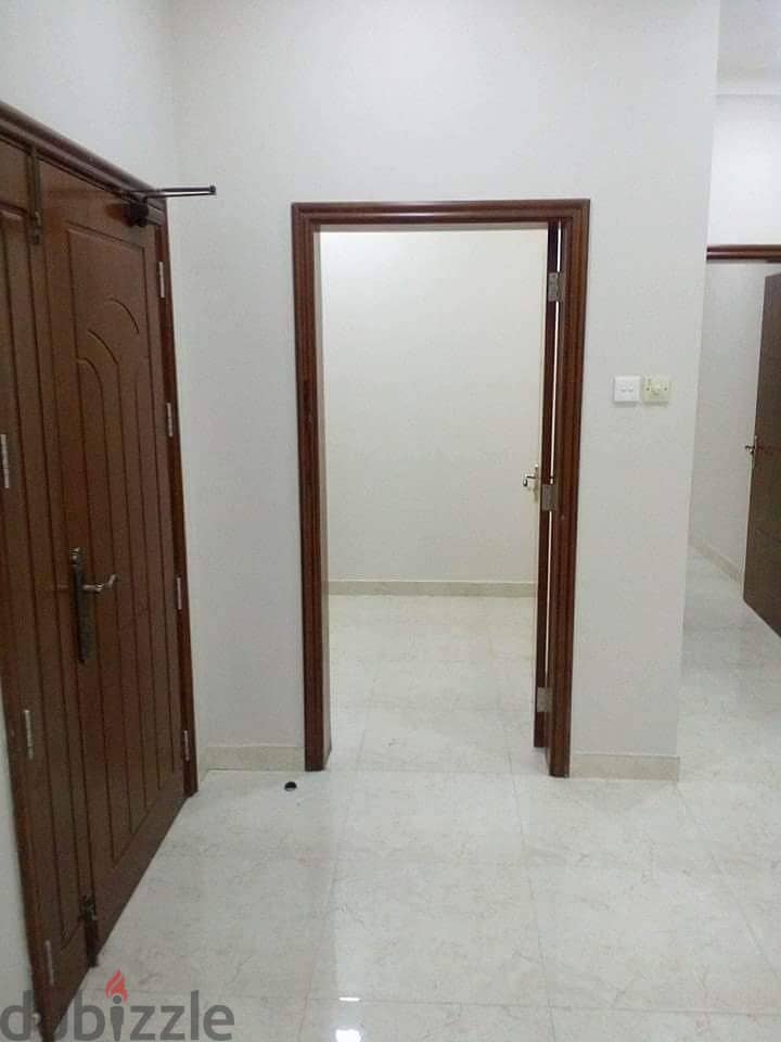 شقة للإيجار في البسيتين Flat for rent in Busaiteen 6