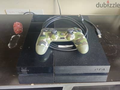 PS4 Slim with one controller