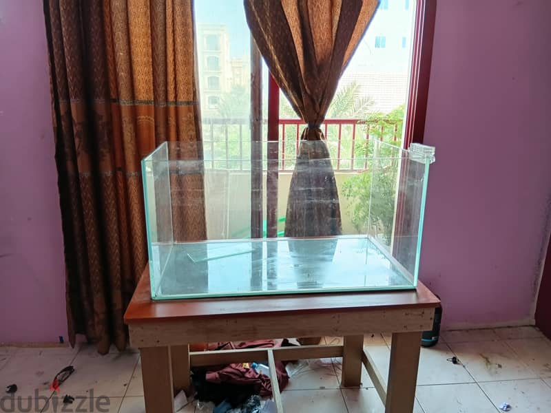 Big aquarium for sale. 3