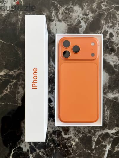 Apple iPhone 17 Pro Max  - 256GB - eSIM only (91% battery life)