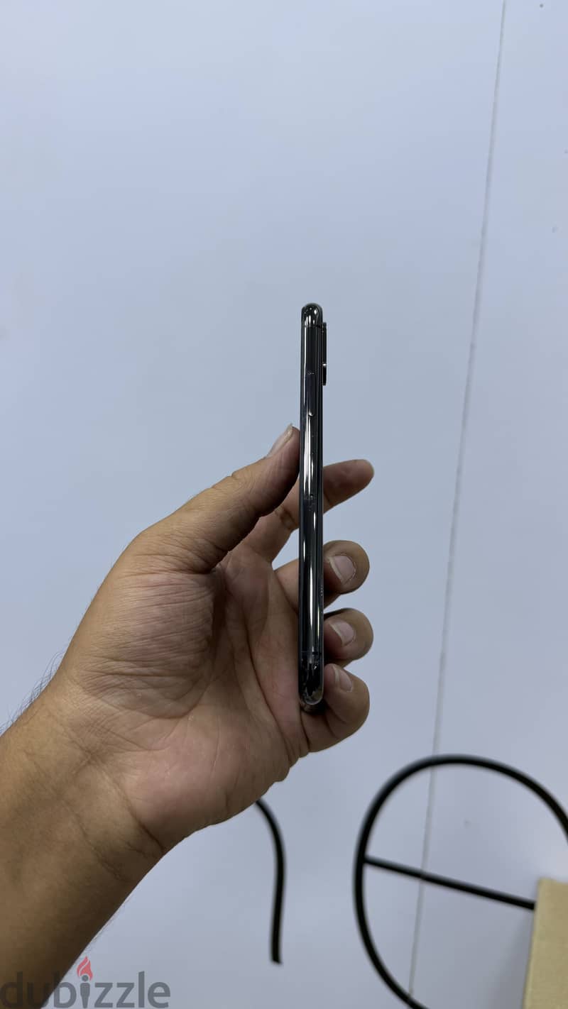 Apple - iPhone XS 2