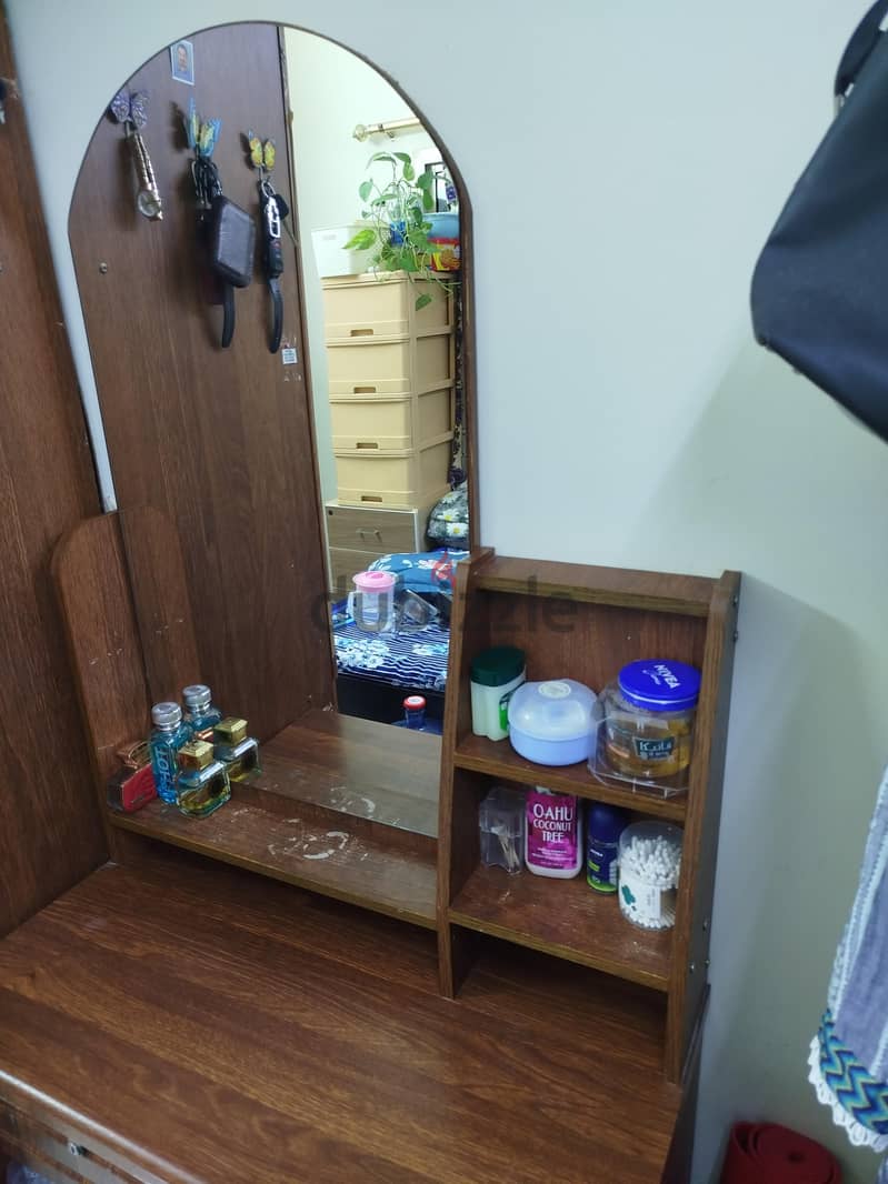 bed and dressing and cupboard for sale 3