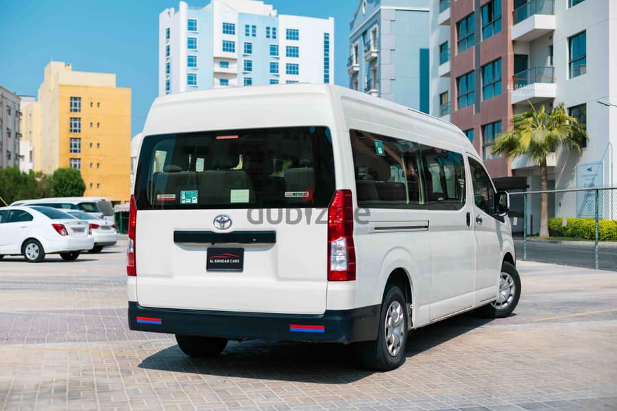 Toyota Hiace Passenger V6 High Roof 2021 White Full Insurance Agency 3